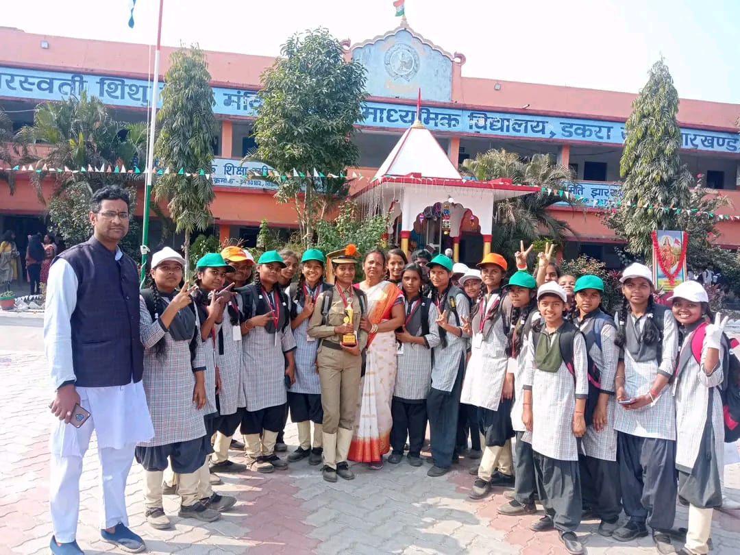 Saraipali Saraswati Shishu Mandir सरस्वती शिशु मंदिर के छात्रों ने नवोदय  विद्यालय का किया शैक्षणिक भ्रमण – aajkijandhara